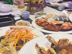 -云顶旋转自助景观餐厅