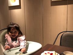 -深圳龙华大浪商业中心亚朵X酒店