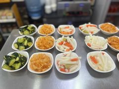 -牛一嘴·兰州牛肉面·大盘鸡(财富中心店)