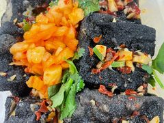 -黑色经典臭豆腐·湖南特产(坡子街店)