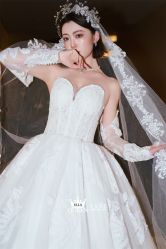 点击看大图 -艾拉·女王婚纱礼服馆