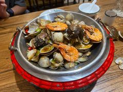 -东来菜馆•手抓海鲜家常菜•海鲜锅贴(鸽子窝店)
