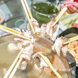 鲜掉眉毛❗️姐妹带我吃的这家薄如纸的斑鱼火锅真🉑