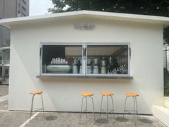 -HUGS coffee(东区店)