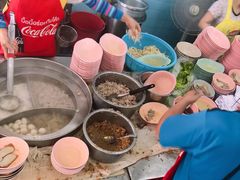 -榮泰米粉湯(Left Shop)