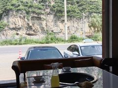 -红井路游艺炖锅·音乐餐吧(十渡店)