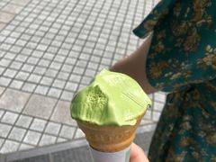 抹茶牛奶冰激凌-神户六甲牧场(北野本店)