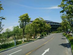 -上海滴水湖皇冠假日酒店