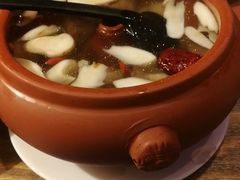 汽锅鸡-滇越乘象云南餐厅(豆各庄店)