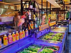 -布罗城堡自助烧烤(鸿通城购物中心店)