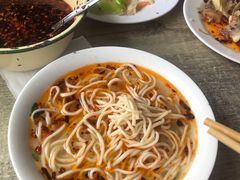 -正宗胖子抻面馆(岭东路店)