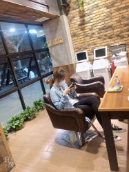 -PE SALON