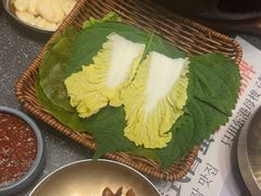 -草家酱蟹炭火烤肉店(珲春南路二店)