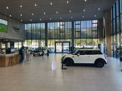 -上海普陀宝诚MINI4S店(红柳路店)
