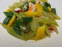 -亮马河饭店翠雅咖啡厅