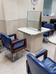 -PE SALON