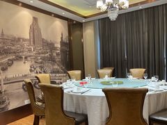 -老人和饭店(淮海中路店)