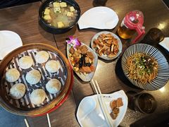 -玖鲜小笼(中山广场店)