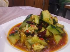 酸辣黄瓜-霸王虾·小龙虾香辣蟹(玉林店)
