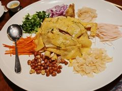 -龙悦湾酒家·八阵鱼生·渔人码头店