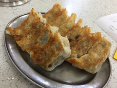 鲜肉韭菜煎饺-芬芳甜品(同福路店)
