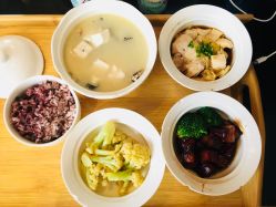 -卓玥国际月子会所(罗山路店)