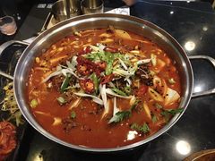 辛牛骨火锅-KCOOKING概念韩餐(世茂52+店)