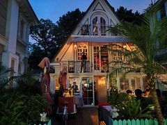 -弦月窗LUNETTE BY AMANDA(复兴路店)