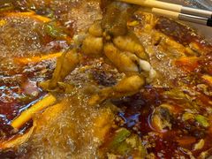 -肖肖酸萝卜鱼火锅(总店)