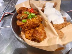 炸鸡翅一半一半-富乐满韩国正宗炸鸡韩国料理(虹泉路店)