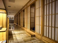 -碧中海汤泉汗蒸酒店