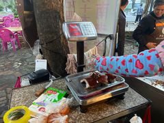 -黄记四更烤乳猪店