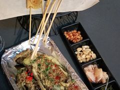 -何师烧烤Pro ·江湖川菜·小龙虾·精酿(太古里旗舰店)