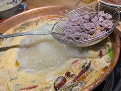 -洱火云南酸菜牛肉火锅(石景山当代商城店)