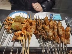 -小旋风·鹤岗烧烤(佳丰北苑店)