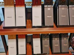 -Laderach 莱德拉(上海环贸iapm店)