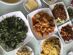 京酱肉丝-横道佛手居筋饼店