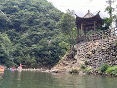 -安吉龙王山峡谷漂流