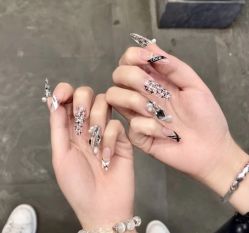 -兔猫ToMoreNails美甲美睫