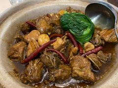 黄焖鸡配面条-云腾食府·云南菜
