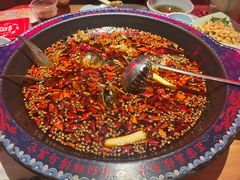 -何师傅美蛙鱼头(汉街店)