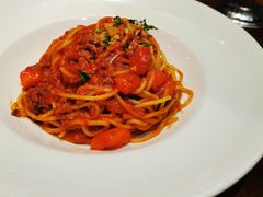 传统肉酱意大利面-食间牛排(湖西路店)