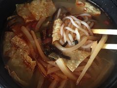 -小蛮妞家螺蛳粉(凯旋路店)