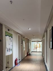 -菁幼月子会所(儿童医院店)