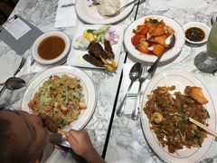 -关夫人餐厅(阳光广场店)