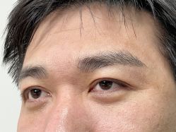 -一个差评成就的纹眉店