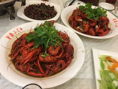 -鲁小三·大骨自助(金山总店)