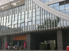 -长富金茂大厦