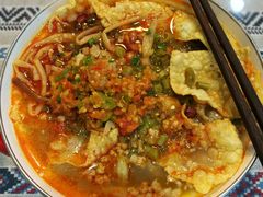 -丽丽三鲜螺蛳粉(田林路店)