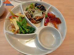 -素满香·全民食养自助(长宁龙之梦店)